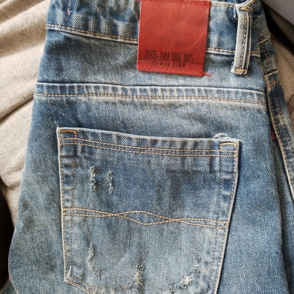 Zara Jeans